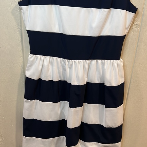 Dressbarn Navy and White Dress great for summer - Picture 3 of 8